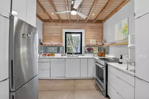 215 N Seacrest Cir, Delray Beach, FL 33444 - Photo 11