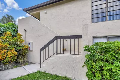 21209 Lago Circle Circle #12g, Boca Raton, FL 33433 - Photo 5