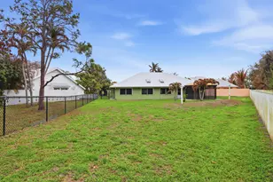 10340 SE Jupiter Narrows Dr, Hobe Sound, FL 33455 - Photo 37