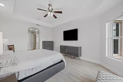 10870 Royal Devon Way, Lake Worth, FL 33449 - Photo 23
