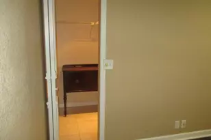 154 Lake Meryl Dr, West Palm Beach, FL 33411 - Photo 13