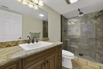 1202 S Lake Drive #105, Lantana, FL 33462 - Photo 17