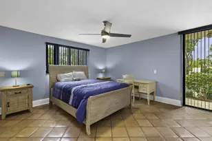 1202 S Lake Dr, Lantana, FL 33462 - Photo 13