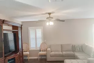1641 Strathmore Cir, Mount Dora, FL 32757 - Photo 5