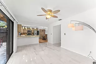 1075 Raintree Ln, Palm Beach Gardens, FL 33410 - Photo 37