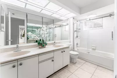 1075 Raintree Lane, Palm Beach Gardens, FL 33410 - Photo 21