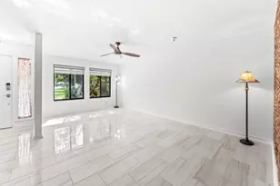 1075 Raintree Ln, Palm Beach Gardens, FL 33410 - Photo 41