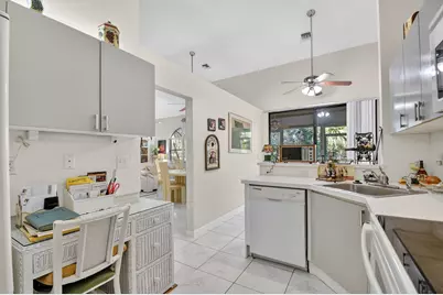 7147 Le Chalet Boulevard, Boynton Beach, FL 33472 - Photo 15