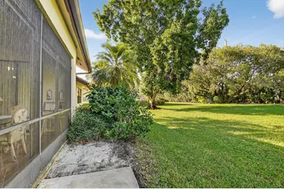 7147 Le Chalet Boulevard, Boynton Beach, FL 33472 - Photo 39