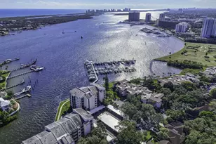 11390 12 Oaks Way, North Palm Beach, FL 33408 - Photo 1