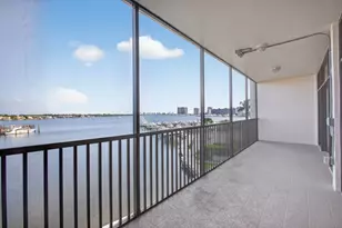 11390 12 Oaks Way, North Palm Beach, FL 33408 - Photo 5