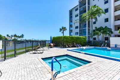 11390 Twelve Oaks Way #420, North Palm Beach, FL 33408 - Photo 25
