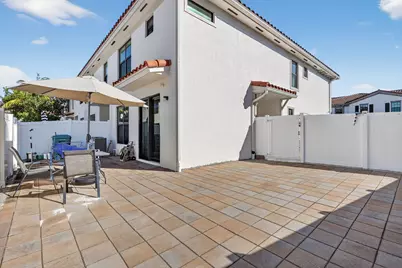 1011 Willow Place, Riviera Beach, FL 33410 - Photo 17