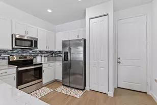 1011 Willow Pl, Riviera Beach, FL 33410 - Photo 11