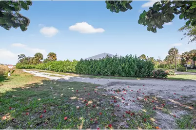 8249 SE Dharlys Street, Hobe Sound, FL 33455 - Photo 5