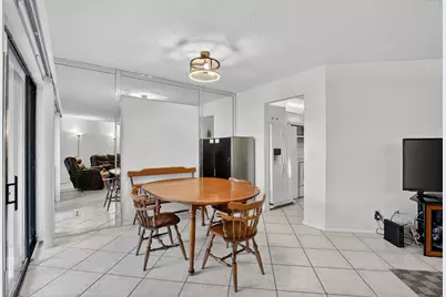 5650 Camino Del Sol #106, Boca Raton, FL 33433 - Photo 9