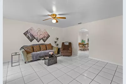 992 Seneca Avenue, Sebastian, FL 32958 - Photo 5