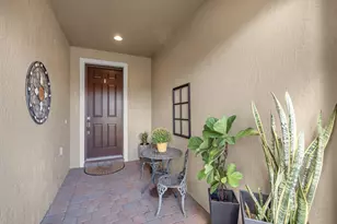 564 SE Monet Dr, Port Saint Lucie, FL 34984 - Photo 5