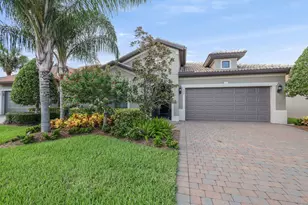 564 SE Monet Dr, Port Saint Lucie, FL 34984 - Photo 3
