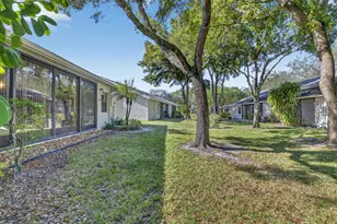 10911 Lake Front Pl, Boca Raton, FL 33498 - Photo 33