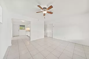 321 NW 51st St, Oakland Park, FL 33309 - Photo 17