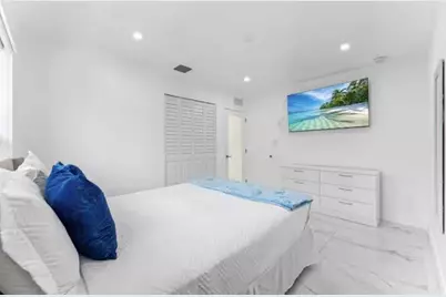 1713 NE Ne 7th Terrace NE, Fort Lauderdale, FL 33305 - Photo 9