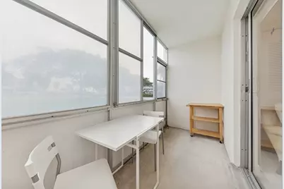 116 Windsor F, West Palm Beach, FL 33417 - Photo 9