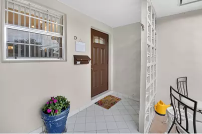 1390 High Point Way SW #D, Delray Beach, FL 33445 - Photo 3
