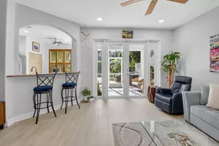 163 Las Brisas Cir, Hypoluxo, FL 33462 - Photo 13