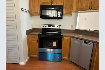 21 Via De Casas Sur #202, Boynton Beach, FL 33426 - Photo 3