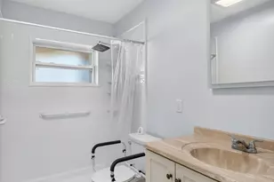 2667 Dudley Dr, West Palm Beach, FL 33415 - Photo 13