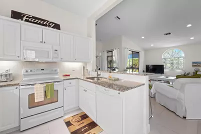 5415 Verona Drive #O, Boynton Beach, FL 33437 - Photo 9