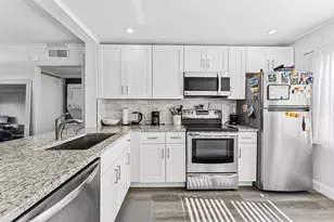 13369 Touchstone Pl, Palm Beach Gardens, FL 33418 - Photo 7