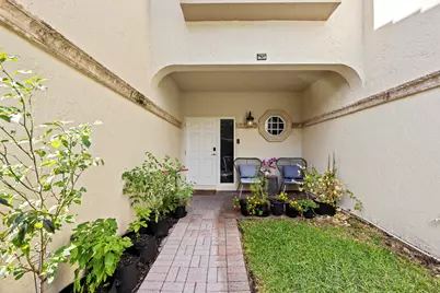 6822 Via Regina, Boca Raton, FL 33433 - Photo 1