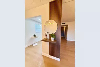 402 Brighton J #J, Boca Raton, FL 33434 - Photo 3