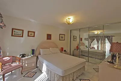 10201 Chapman Oak Court, Palm Beach Gardens, FL 33410 - Photo 11