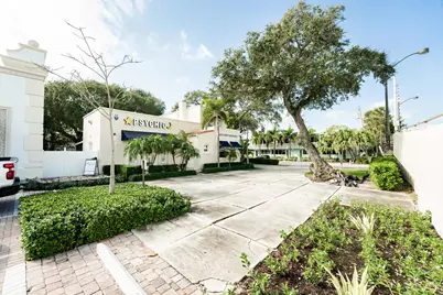 700 E Palmetto Park Road, Boca Raton, FL 33432 - Photo 25