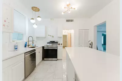 700 E Palmetto Park Road, Boca Raton, FL 33432 - Photo 11