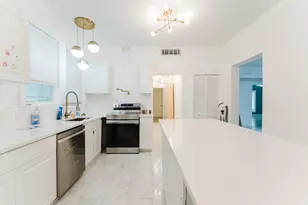 700 E Palmetto Park Rd, Boca Raton, FL 33432 - Photo 11