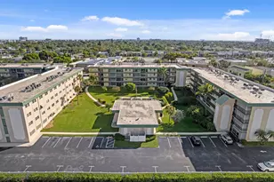 808 SE 7th St, Deerfield Beach, FL 33441 - Photo 21