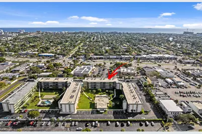808 SE 7th Street #405, Deerfield Beach, FL 33441 - Photo 1