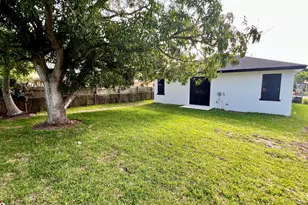 1580 W 32nd St, West Palm Beach, FL 33404 - Photo 3