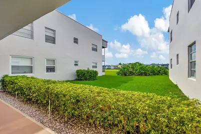 185 Normandy #D, Delray Beach, FL 33484 - Photo 13