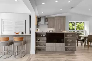 2291 Las Casitas Dr, Wellington, FL 33414 - Photo 15