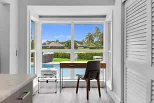 2291 Las Casitas Dr, Wellington, FL 33414 - Photo 19