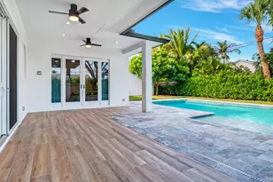 301 Pilgrim Rd, West Palm Beach, FL 33405 - Photo 47