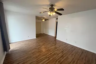 637 NE 6th Ct NE, Boynton Beach, FL 33435 - Photo 5