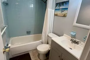 637 NE 6th Ct NE, Boynton Beach, FL 33435 - Photo 17