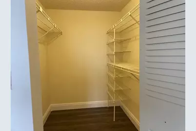 4640 Lucerne Lakes Boulevard W #605, Lake Worth, FL 33467 - Photo 5