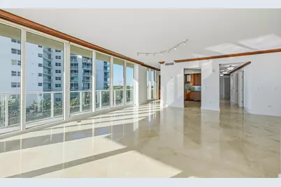 1063 Hillsboro Mile #301, Pompano Beach, FL 33062 - Photo 5